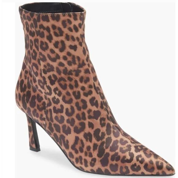 Steve Madden Leopard Leena Boots 7 NWOT Ankle Booties Heel Glam Preppy Animal - Picture 1 of 10